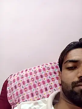 Snapshot of playboyz77 chatting on January 6, 7:52 am playboyz77 online show from January 6, 7:52 am