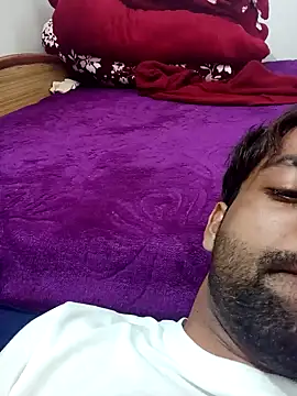 Snapshot of playboyz77 chatting on January 15, 2:46 pm playboyz77 online show from January 15, 2:46 pm