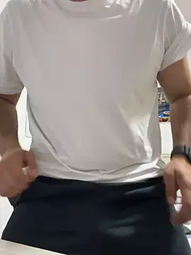 luffykingofpirets online show from February 3, 1:08 pm