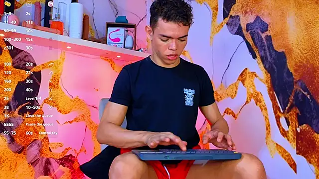 Snapshot of Nijinsky_LatinBoy chatting on October 24, 11:56 am Nijinsky LatinBoy online show from October 24, 11:56 am