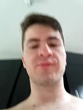 Snapshot of MrBelac chatting on March 5, 2:01 pm MrBelac online show from March 5, 2:01 pm