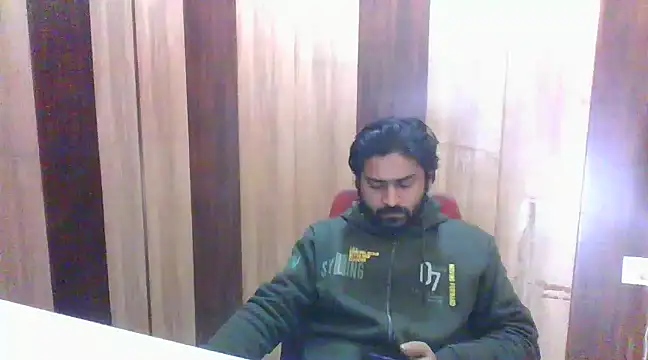 indihotguy online show from February 3, 6:56 am