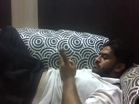 indihotguy online show from October 7, 2:10 pm