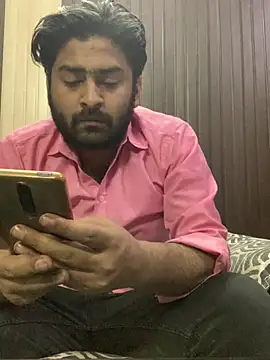 indihotguy online show from March 21, 5:00 am