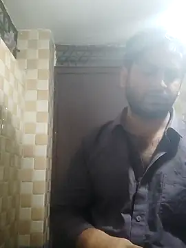 indihotguy online show from February 25, 9:35 pm