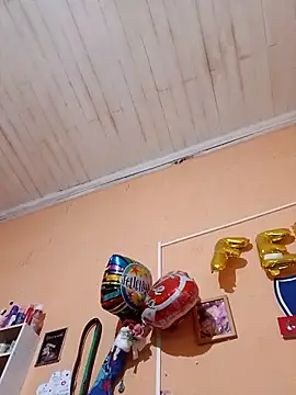 hotleon127 online show from March 15, 8:15 pm