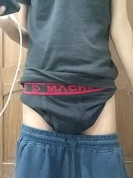 fakelove95 online show from November 4, 5:19 am