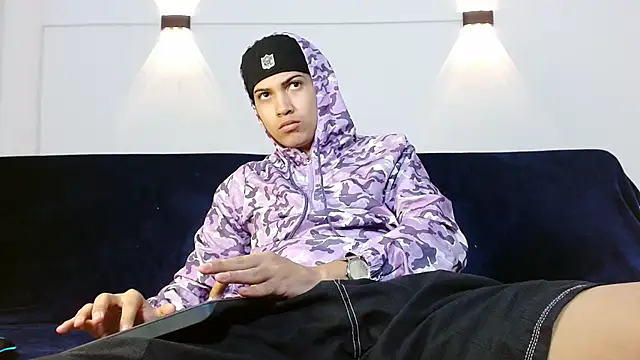 Br4ndxpimm online show from October 11, 4:44 pm