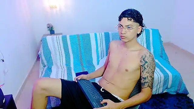 Br4ndxpimm online show from May 30, 4:07 pm