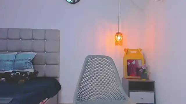 Br4ndxpimm online show from February 12, 6:03 pm