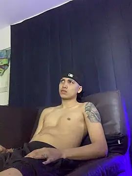 Br4ndxpimm online show from February 9, 1:46 pm