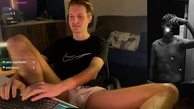 Leonnextdoor online show from February 7, 7:30 pm