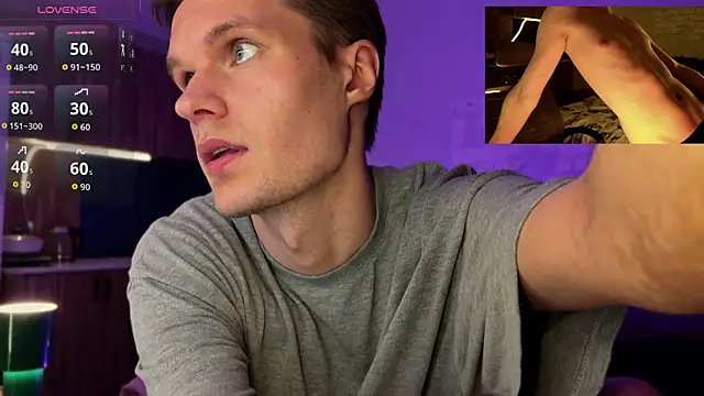 Leonnextdoor online show from April 23, 12:51 pm