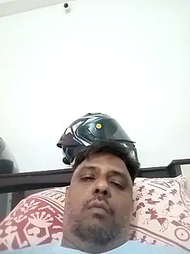 Snapshot of jemes21in chatting on November 2, 9:46 am jemes21in online show from November 2, 9:46 am