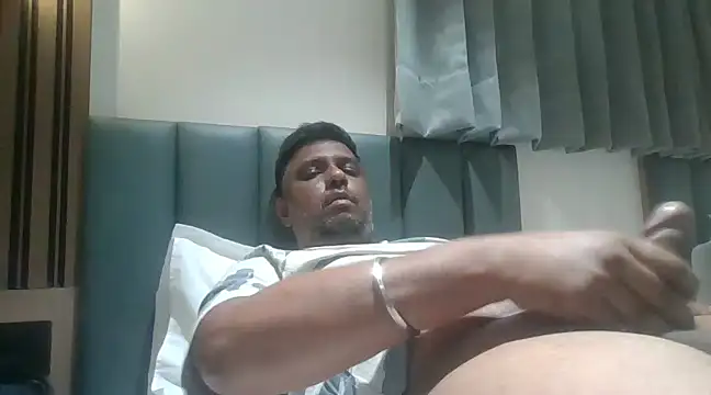 Snapshot of jemes21in chatting on January 23, 5:31 pm jemes21in online show from January 23, 5:31 pm