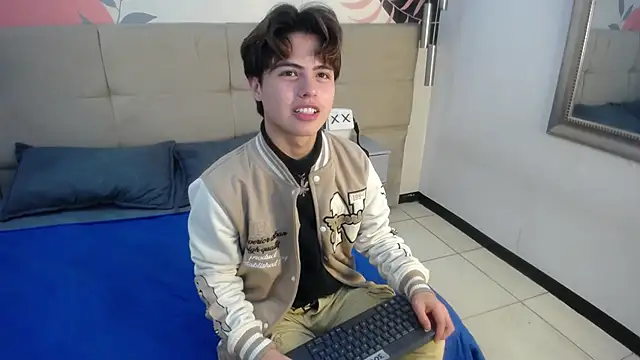 CollinStone online show from March 7, 9:06 pm