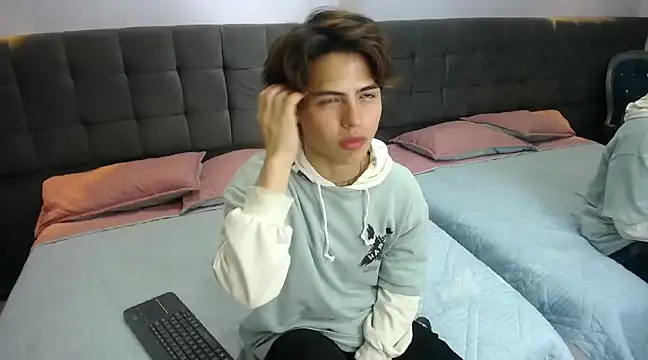 CollinStone online show from January 13, 8:26 pm