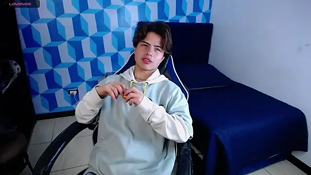 CollinStone online show from January 17, 8:37 pm