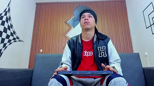 Snapshot of anyelo_waller chatting on January 30, 11:55 am anyelo waller online show from January 30, 11:55 am