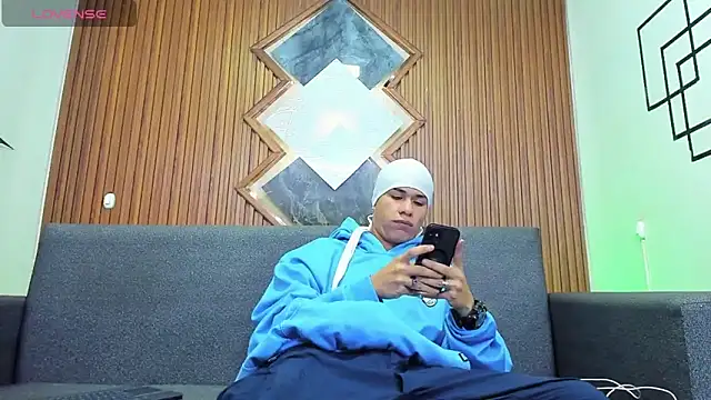 Snapshot of anyelo_waller chatting on January 11, 12:07 pm anyelo waller online show from January 11, 12:07 pm