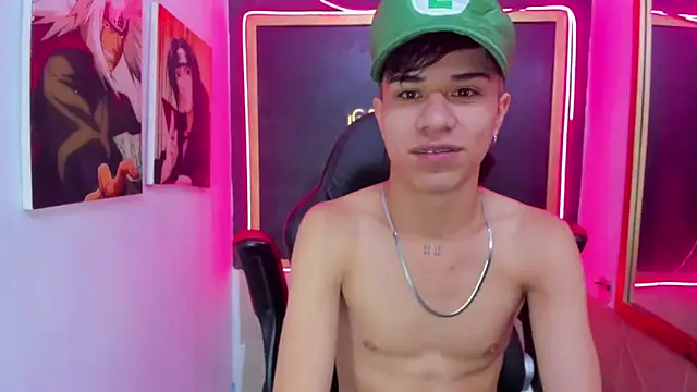 Snapshot of anyelo_waller chatting on September 17, 12:28 pm anyelo waller online show from September 17, 12:28 pm