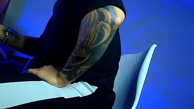 XanderCage99 online show from February 10, 2:22 pm