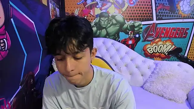 jisuscat online show from March 3, 6:50 pm