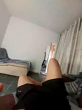 Snapshot of manterei2 chatting on October 4, 2:33 pm manterei2 online show from October 4, 2:33 pm