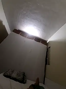 Snapshot of manterei2 chatting on March 16, 7:15 am manterei2 online show from March 16, 7:15 am