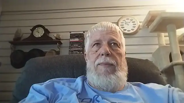 Buzzintx online show from May 18, 2:56 pm
