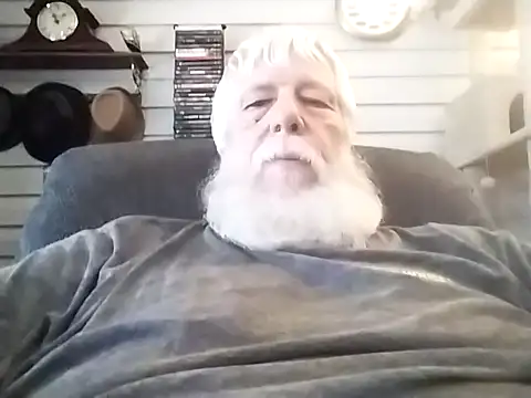 Buzzintx online show from May 11, 5:10 pm