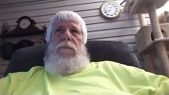 Buzzintx online show from May 9, 12:44 am