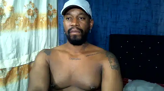 Snapshot of strong__anthony chatting on January 31, 4:25 am strong  anthony online show from January 31, 4:25 am