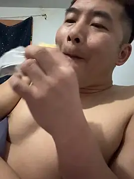 zxb757369 online show from February 9, 12:52 pm