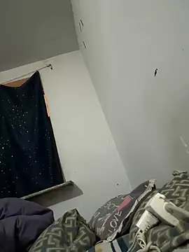 zxb757369 online show from February 8, 12:06 pm