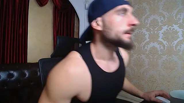 AdamJamesonn online show from February 11, 6:08 am