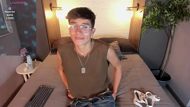 tim  fox online show from January 17, 7:31 pm