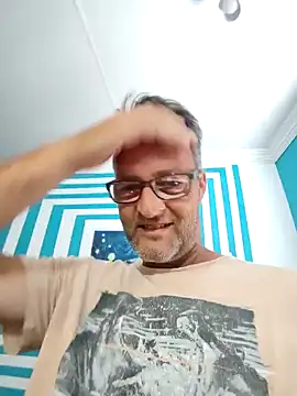 Snapshot of itsmeyes69 chatting on January 28, 2:42 pm itsmeyes69 online show from January 28, 2:42 pm