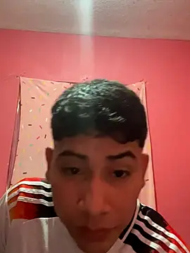 emmarod18 online show from December 23, 6:44 am