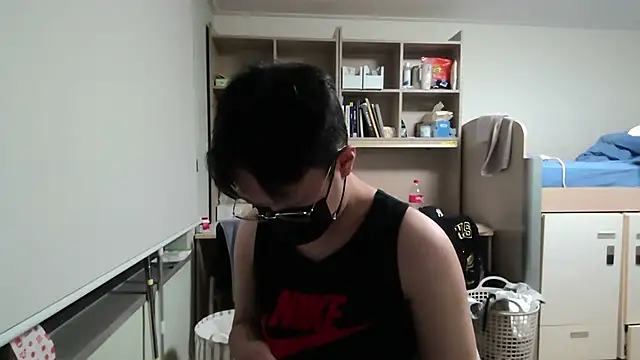 chaycer online show from September 27, 11:41 am