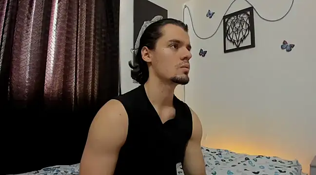 maxi styles online show from March 15, 7:05 pm