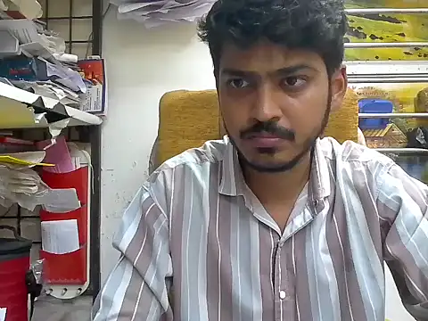 Snapshot of cute_modell chatting on October 8, 12:20 pm cute modell online show from October 8, 12:20 pm