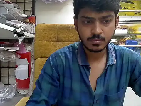 Snapshot of cute_modell chatting on October 3, 12:21 pm cute modell online show from October 3, 12:21 pm