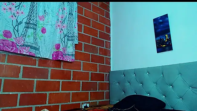 Snapshot of Alejandro_bigdick_x chatting on March 15, 9:41 am Alejandro bigdick x online show from March 15, 9:41 am