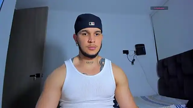 austinoficial online show from March 8, 2:04 am