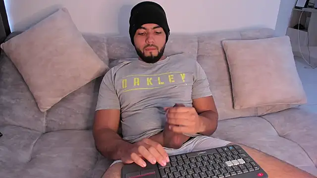 arturguy00 online show from February 7, 4:35 pm