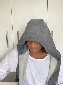 snotLoud online show from February 28, 5:48 am