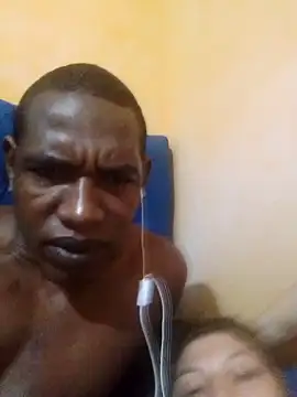 Snapshot of Elnegro28 chatting on January 13, 3:45 am Elnegro28 online show from January 13, 3:45 am