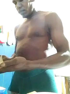 Snapshot of Elnegro28 chatting on March 1, 12:01 pm Elnegro28 online show from March 1, 12:01 pm