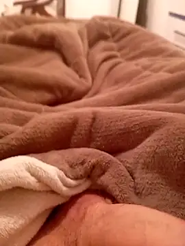 Snapshot of kzzix chatting on October 17, 11:20 pm kzzix online show from October 17, 11:20 pm